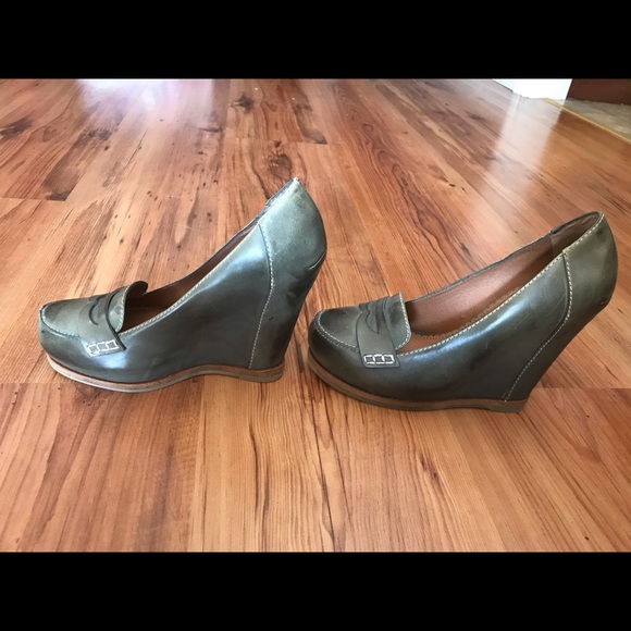 Lucky brand shoes size 6 olive leather platform - Picture 2 of 7